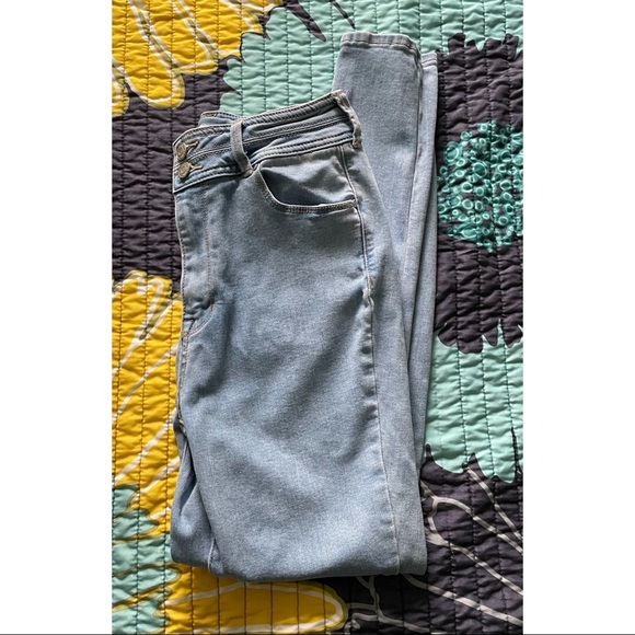 Pacsun • - Picture 2 of 3